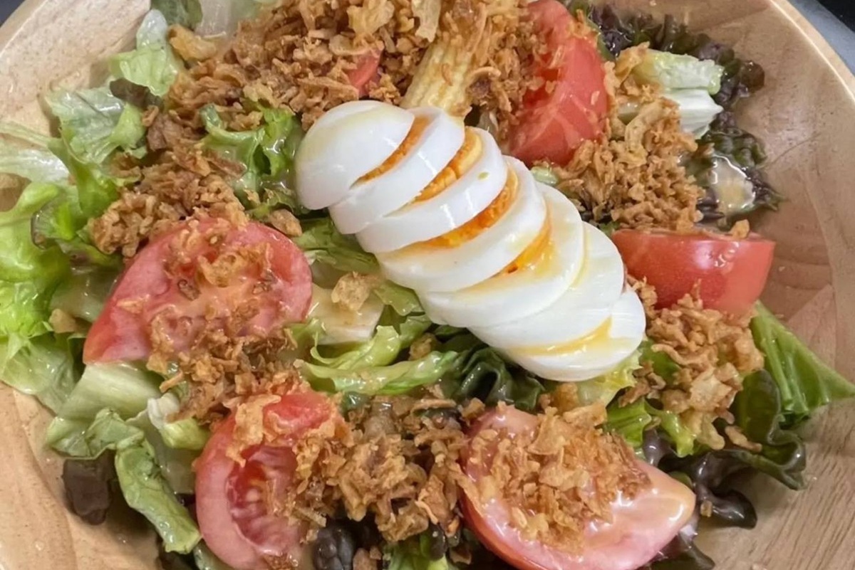 自家製ドレッシングサラダ